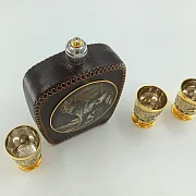 Набор фляжка кожа "Волки". Златоуст — фотография 2