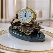 Настольные часы «Улитка» из бронзы — фотография 1