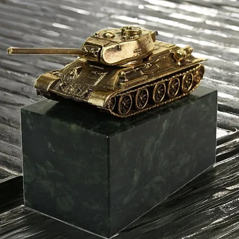 Статуэтка «Танк», 50×120×93 мм